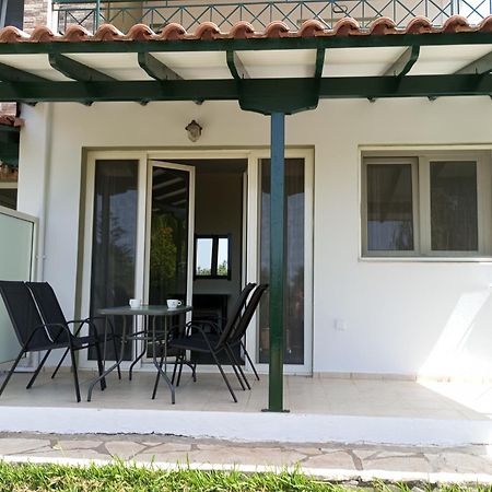 Queen Bay Studios Vasiliki  Luaran gambar
