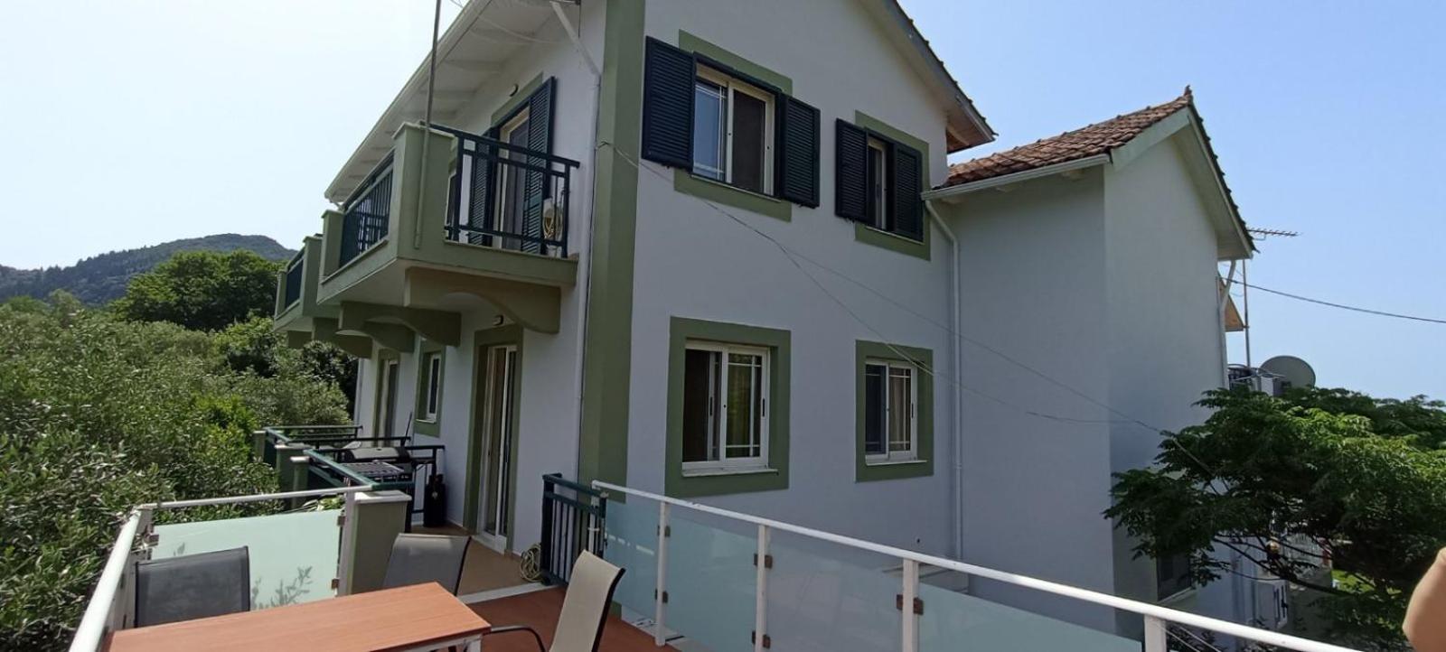 Queen Bay Studios Vasiliki  Luaran gambar