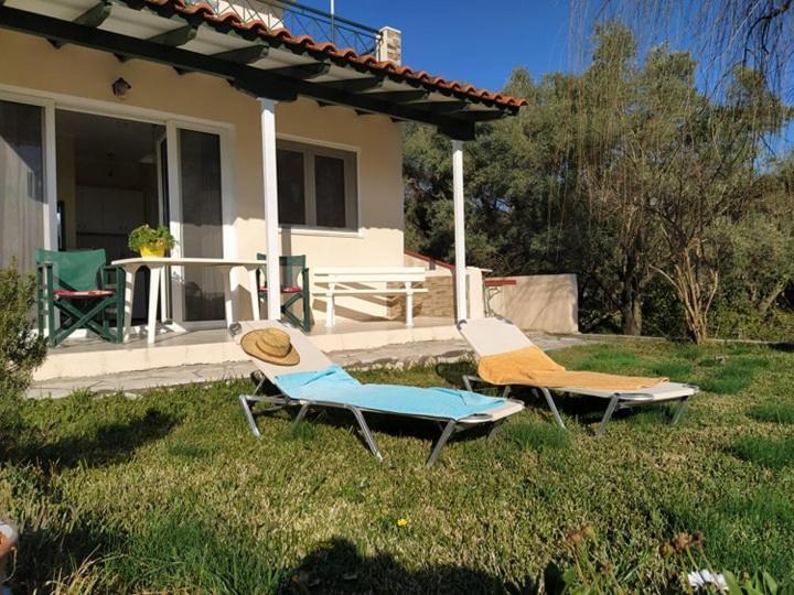 Queen Bay Studios Vasiliki  Luaran gambar