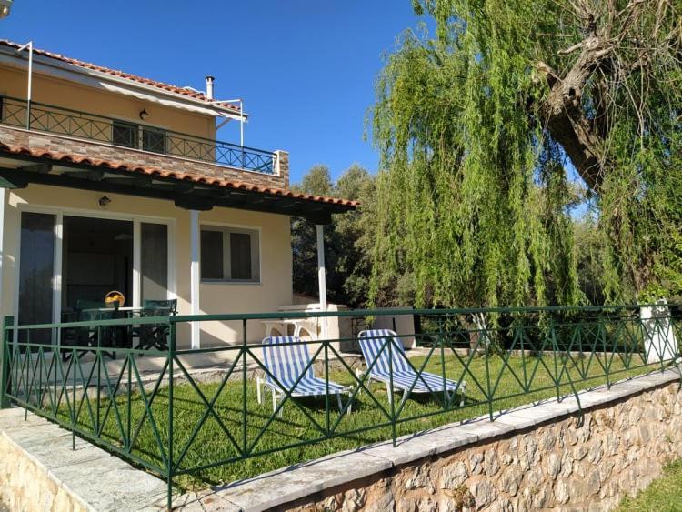 Queen Bay Studios Vasiliki  Luaran gambar